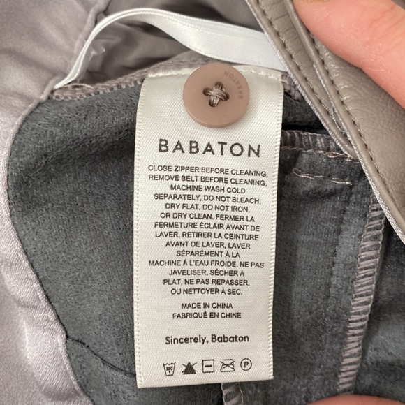 ARITZIA Babaton Vegan Leather Caramel/Cream Belted Pants Size 4 - Picture 11 of 13